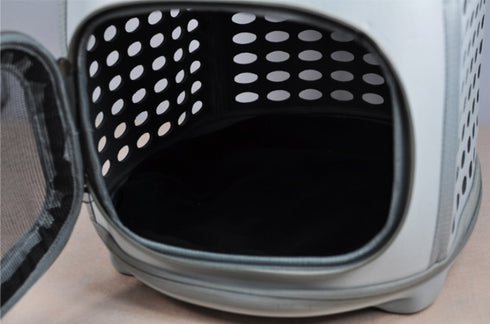 Geanta gri de transport pentru caini si pisici Pet Expert Cosmo 46 x 37 x 31 cm