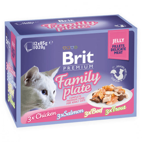 Hrana umeda pentru pisici Brit Premium Family Plate Jelly 12 plicuri X85g