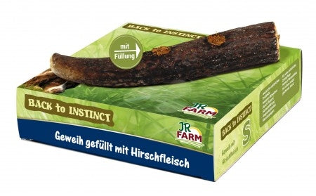 Recompensa pentru caini Jr Farm coarne de cerb cu caprioara 40-70 g